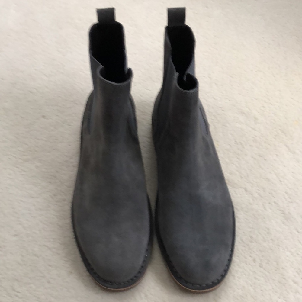 Never worn - Picture 2 of 4